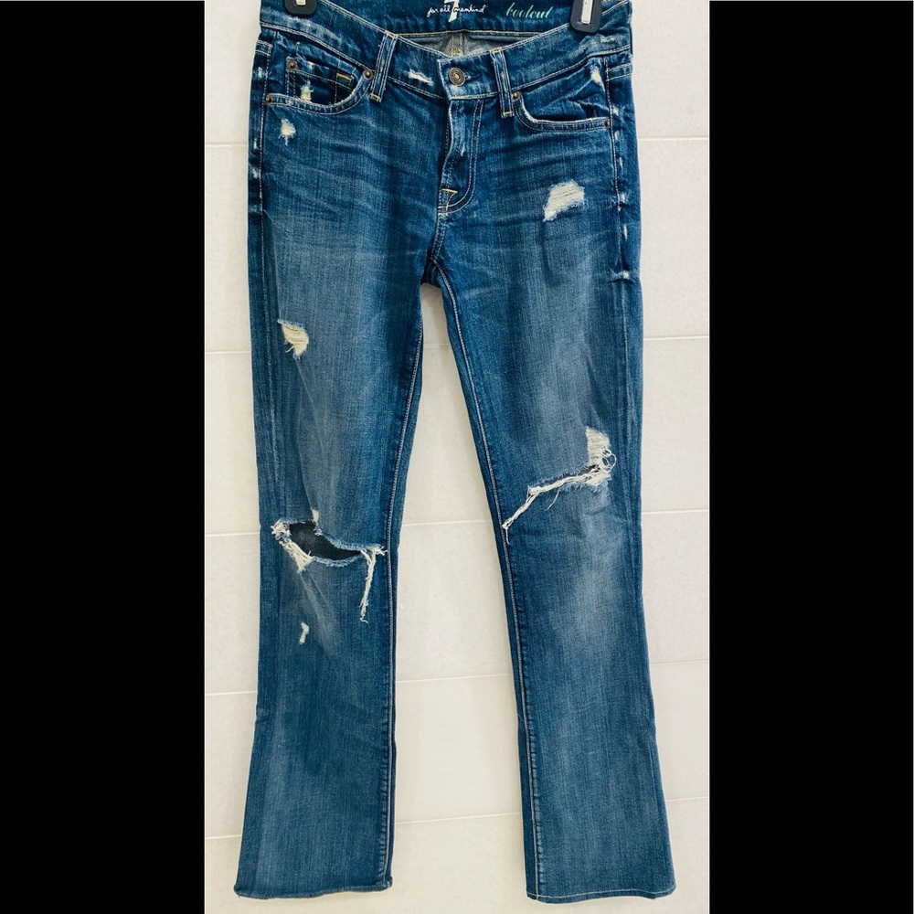 7 for all Mankind distressed bootcut jeans size 25